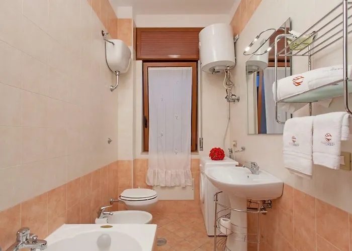 Апартаменты The Reef Сорренто